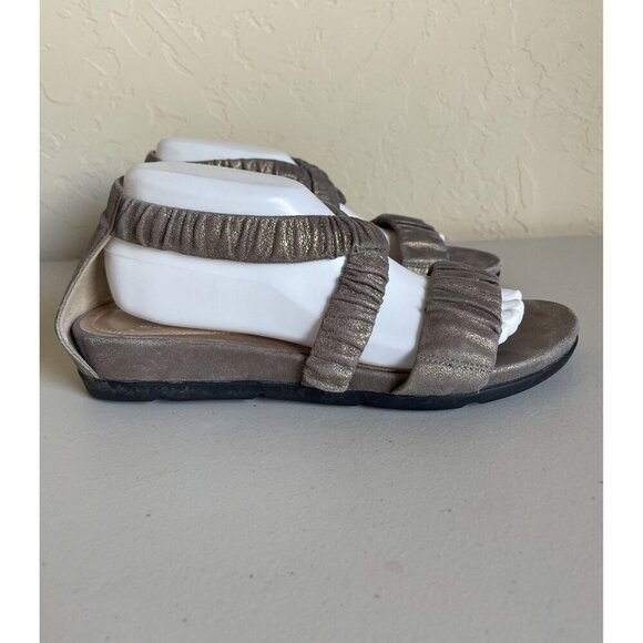 Eileen Fisher Dylan Scrunched Metallic Gold Strappy Suede Wedge Sandals US Size - Picture 1 of 8